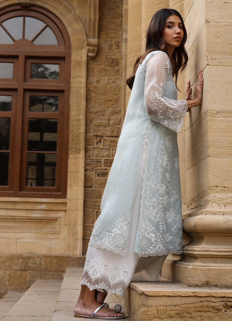 embroidered-shirt