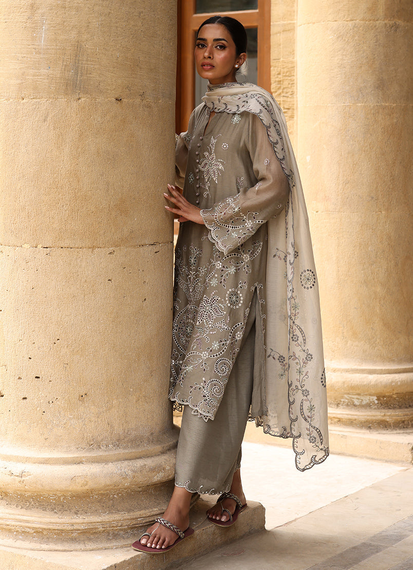 3-pc-embroidered-suit