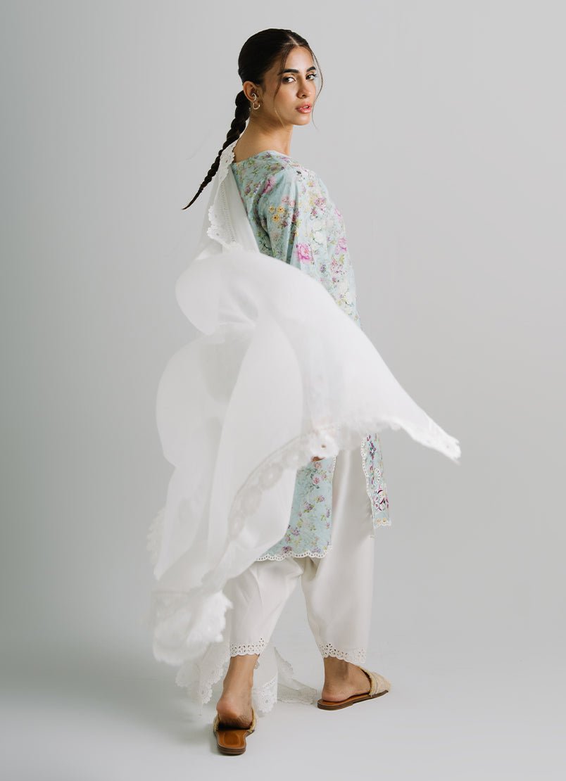 applique-lace-dupatta
