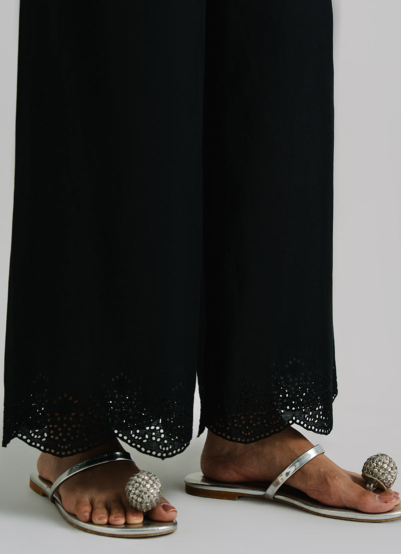 schiffli-embroidered-pant