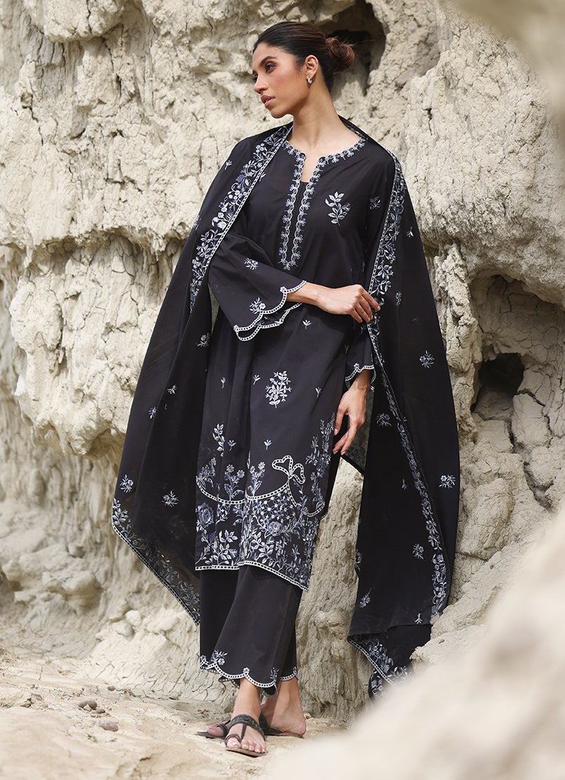 3-pc-embroidered-suit