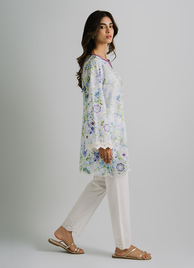 printed-and-embroidered-kurta