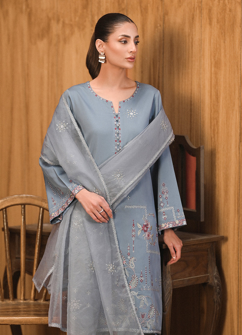 3-pc-embroidered-suit