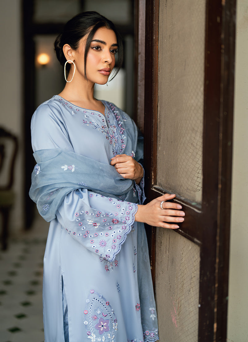 embroidered-3-pc-suit