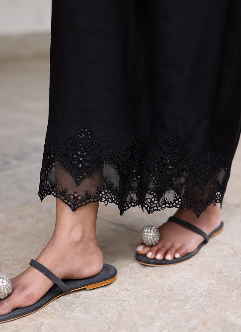 Embroidered Pant