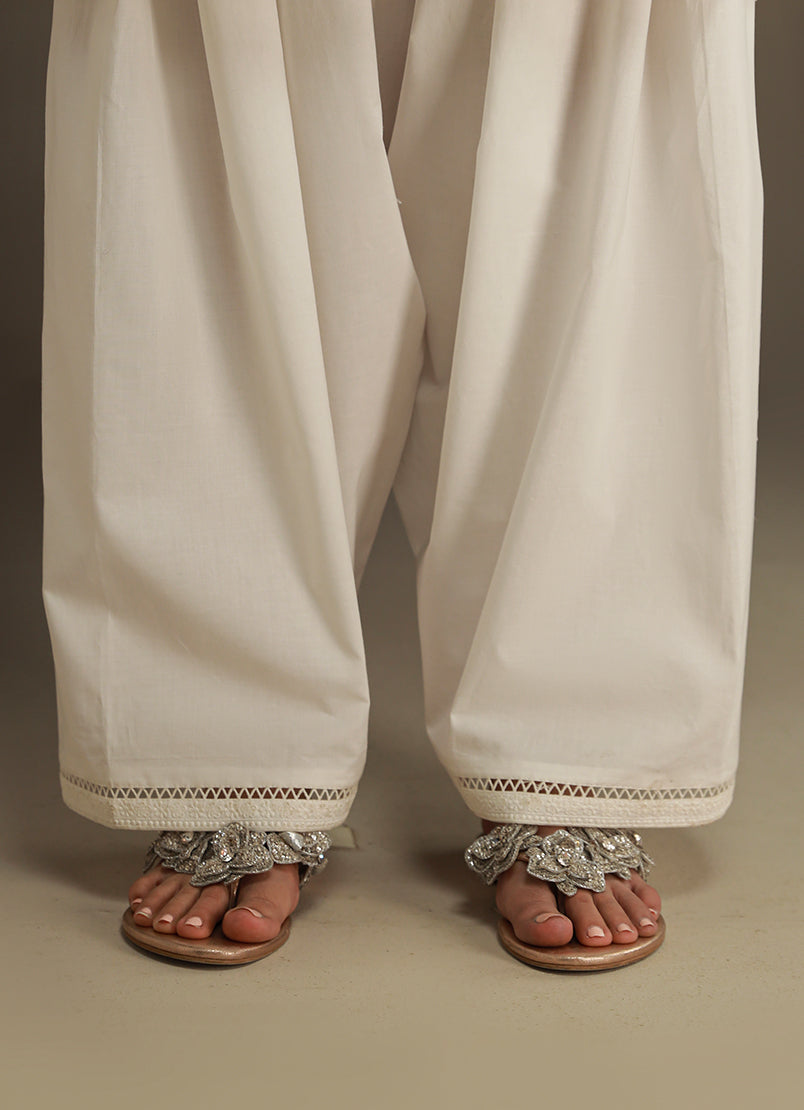 embroidered-lace-shalwar