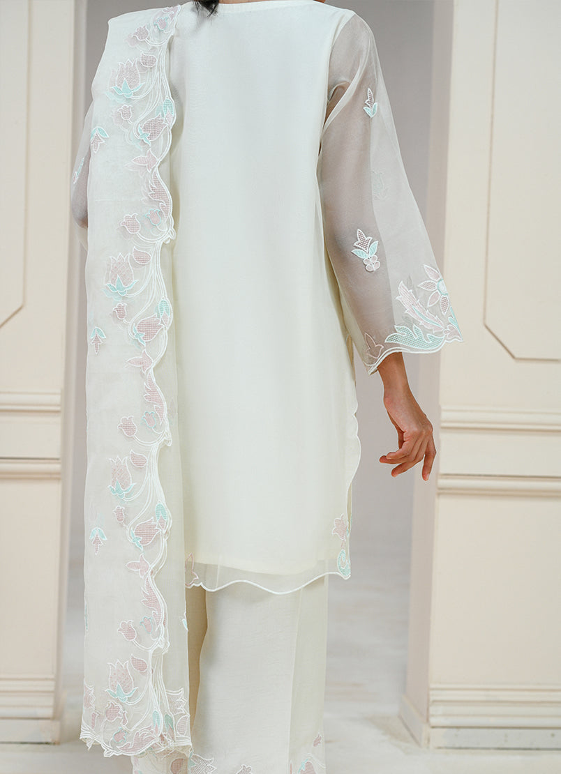 embroidered-3-pc-suit