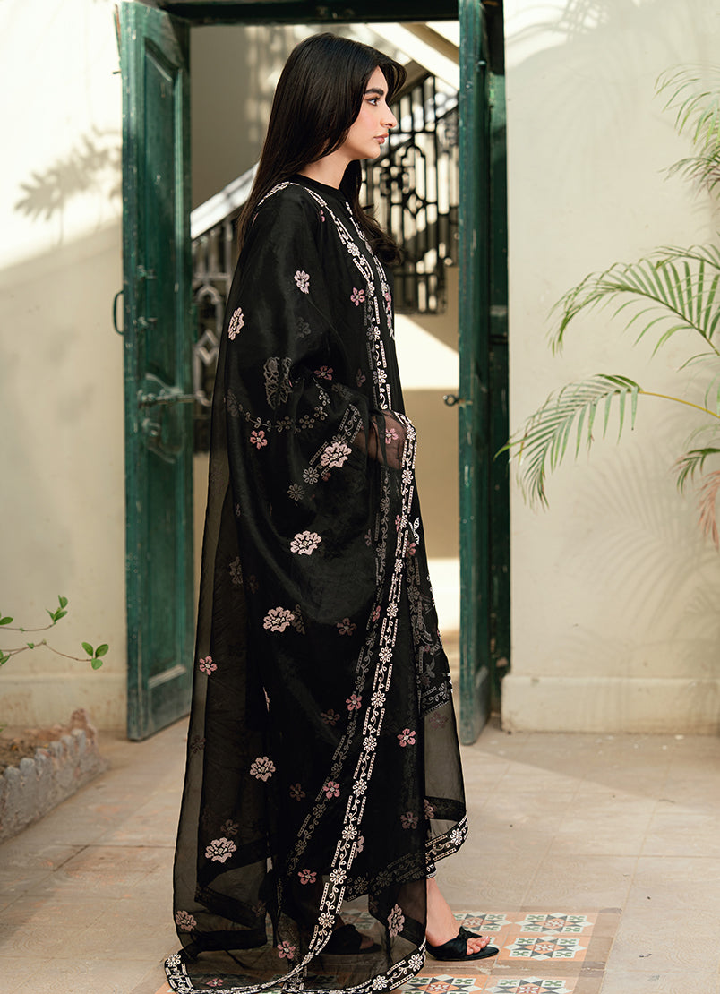 embroidered-3-pc-suit