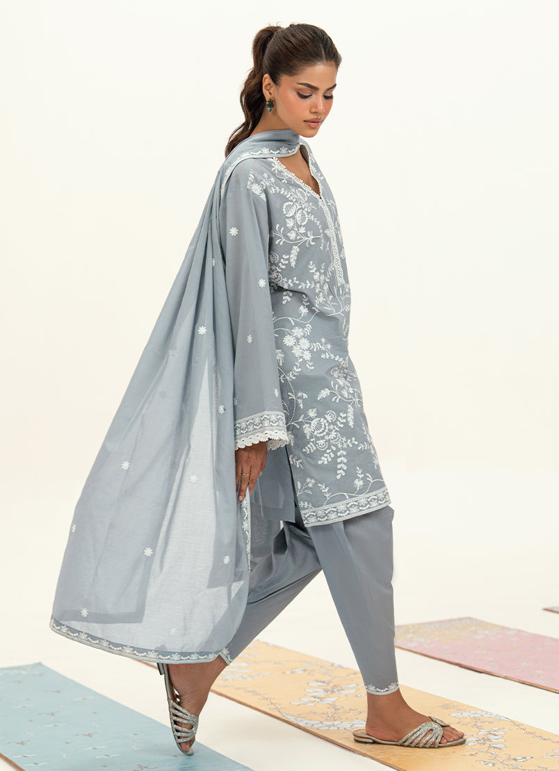 embroidered-3-pc-suit