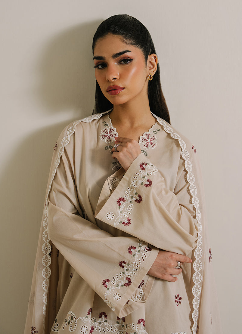 3pc-embroidered-suit