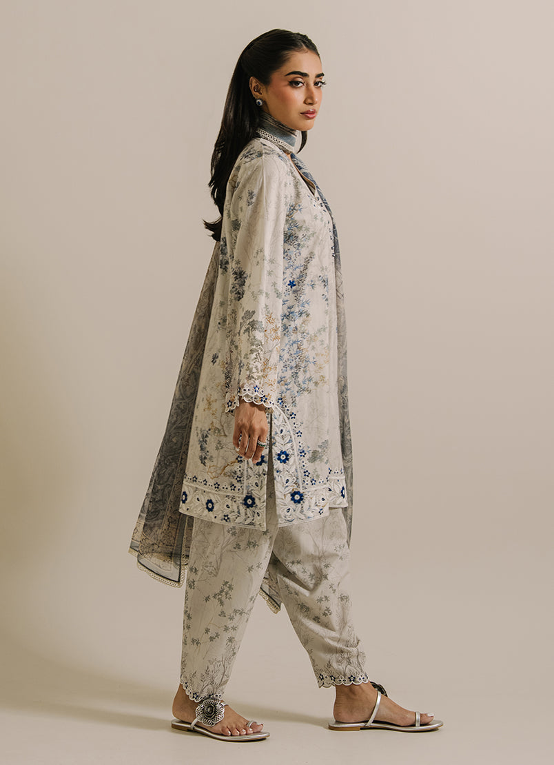 3 PC Printed Embroidered Suit