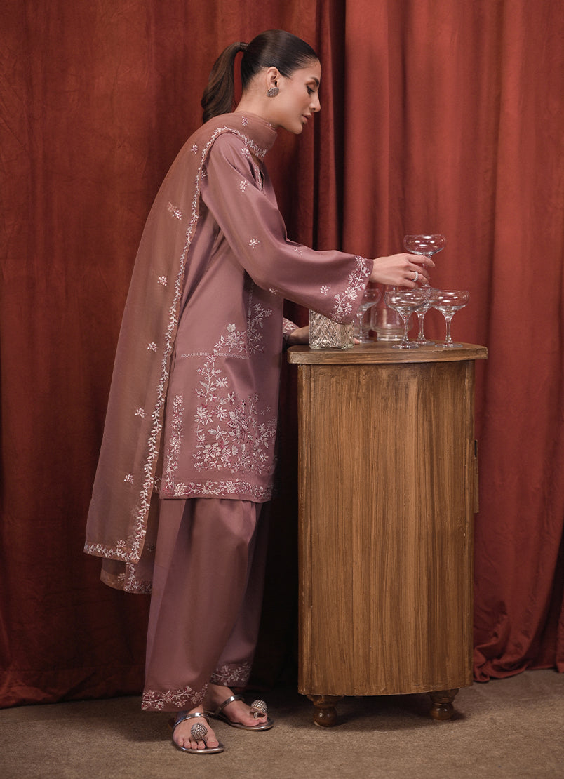 3-pc-embroidered-suit