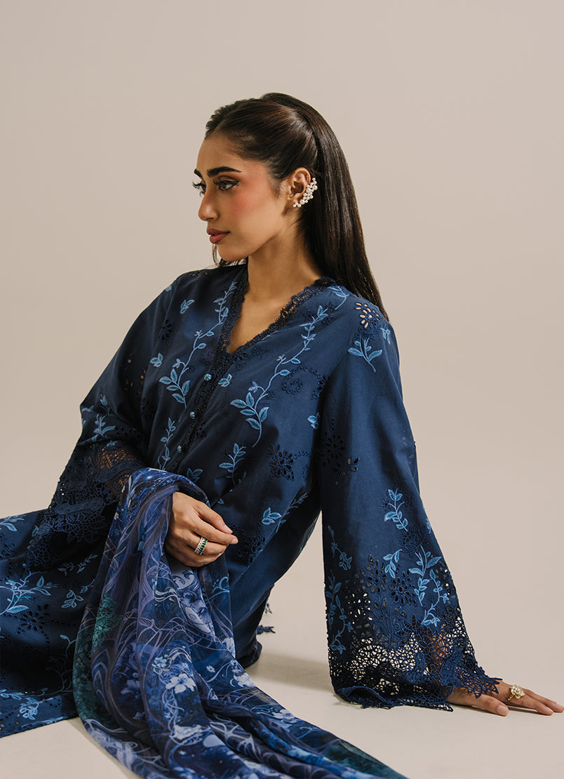 3-pc-embroidered-suit