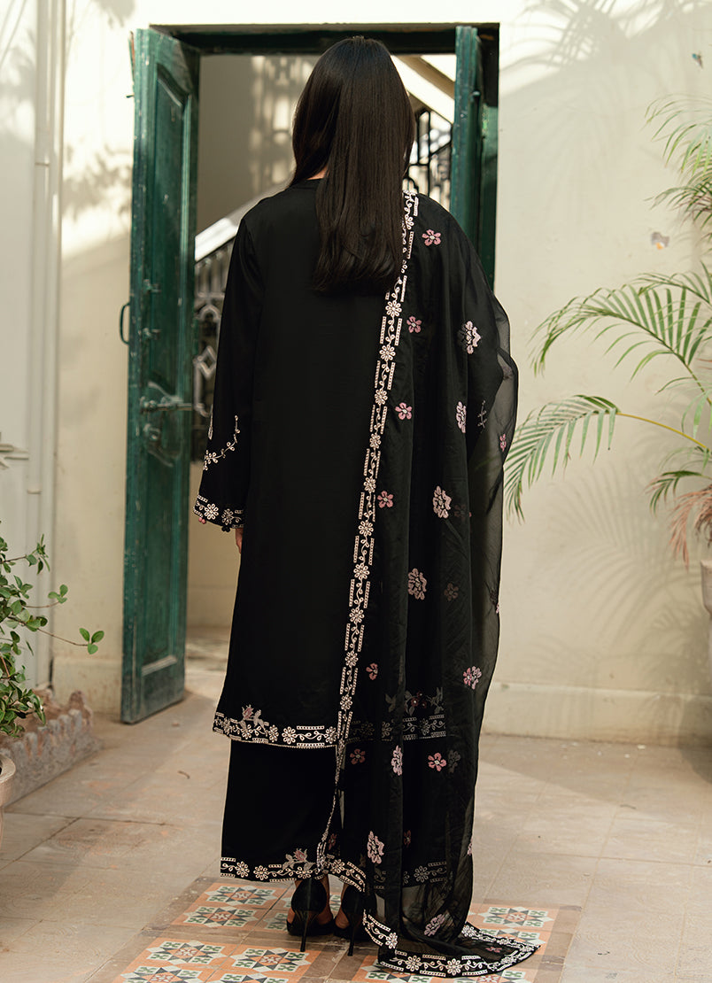 embroidered-3-pc-suit