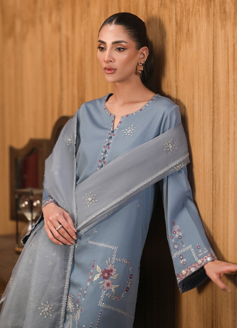 3-pc-embroidered-suit