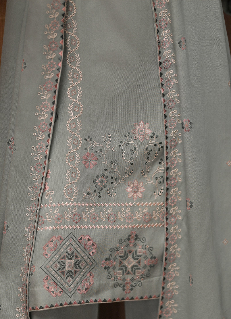 3-pc-embroidered-suit