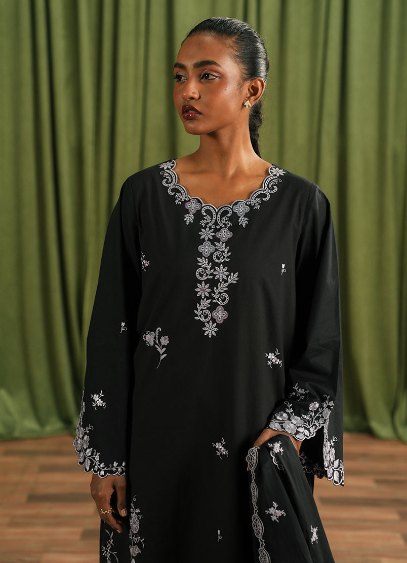 3-pc-embroidered-suit