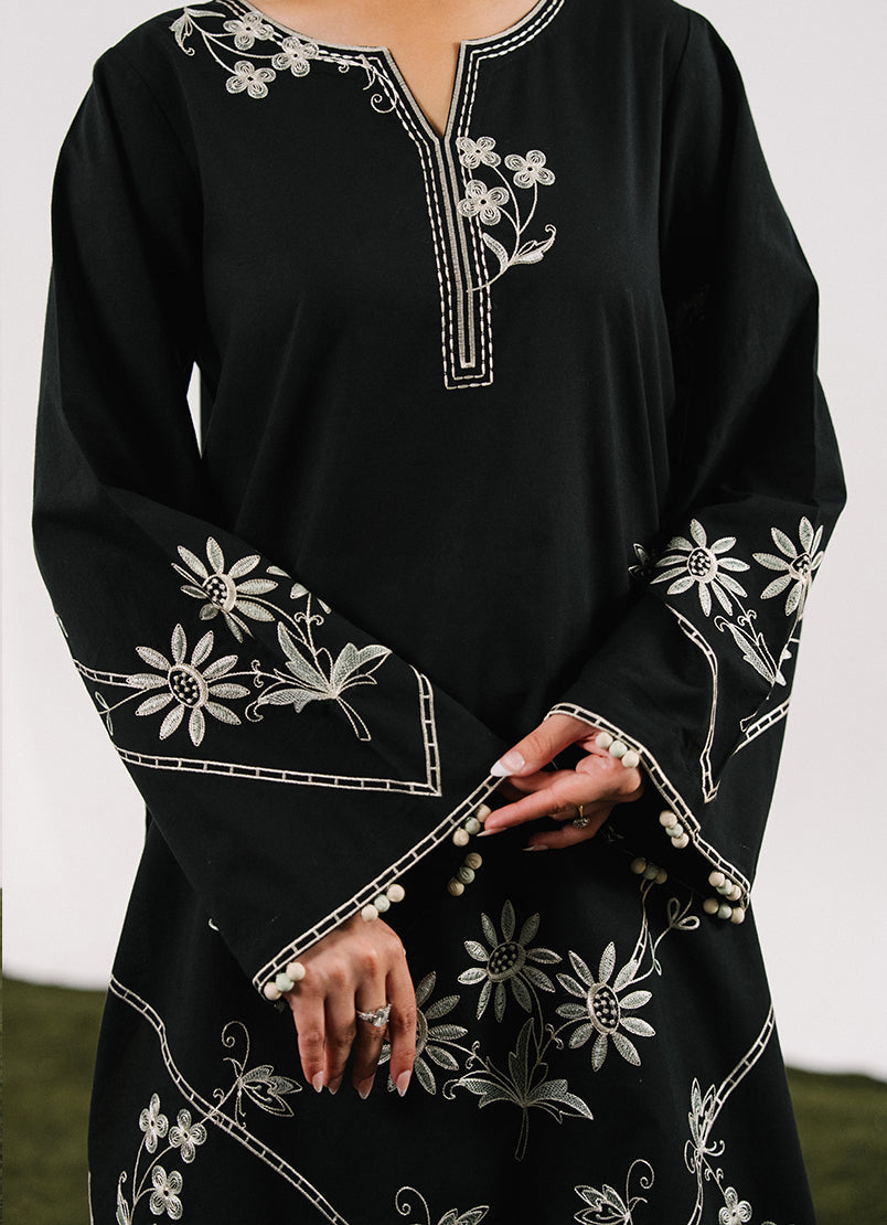 embroidered-kurta
