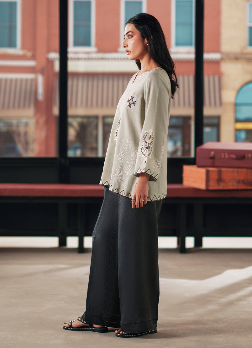 embroidered-top