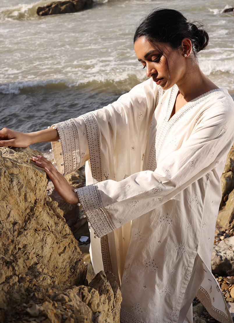 3-pc-embroidered-suit