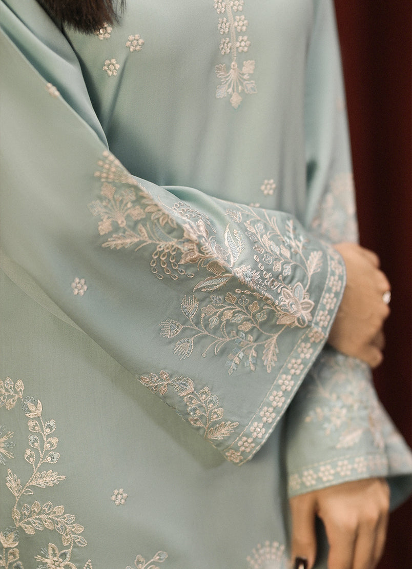 3-pc-embroidered-suit