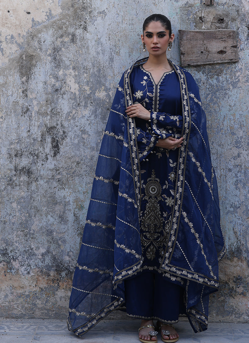 3-pc-embroidered-suit