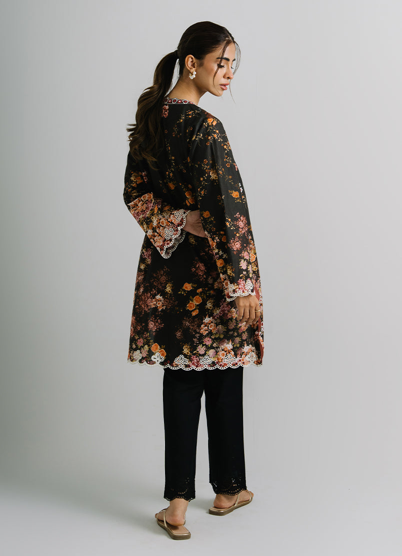 printed-and-embroidered-kurta