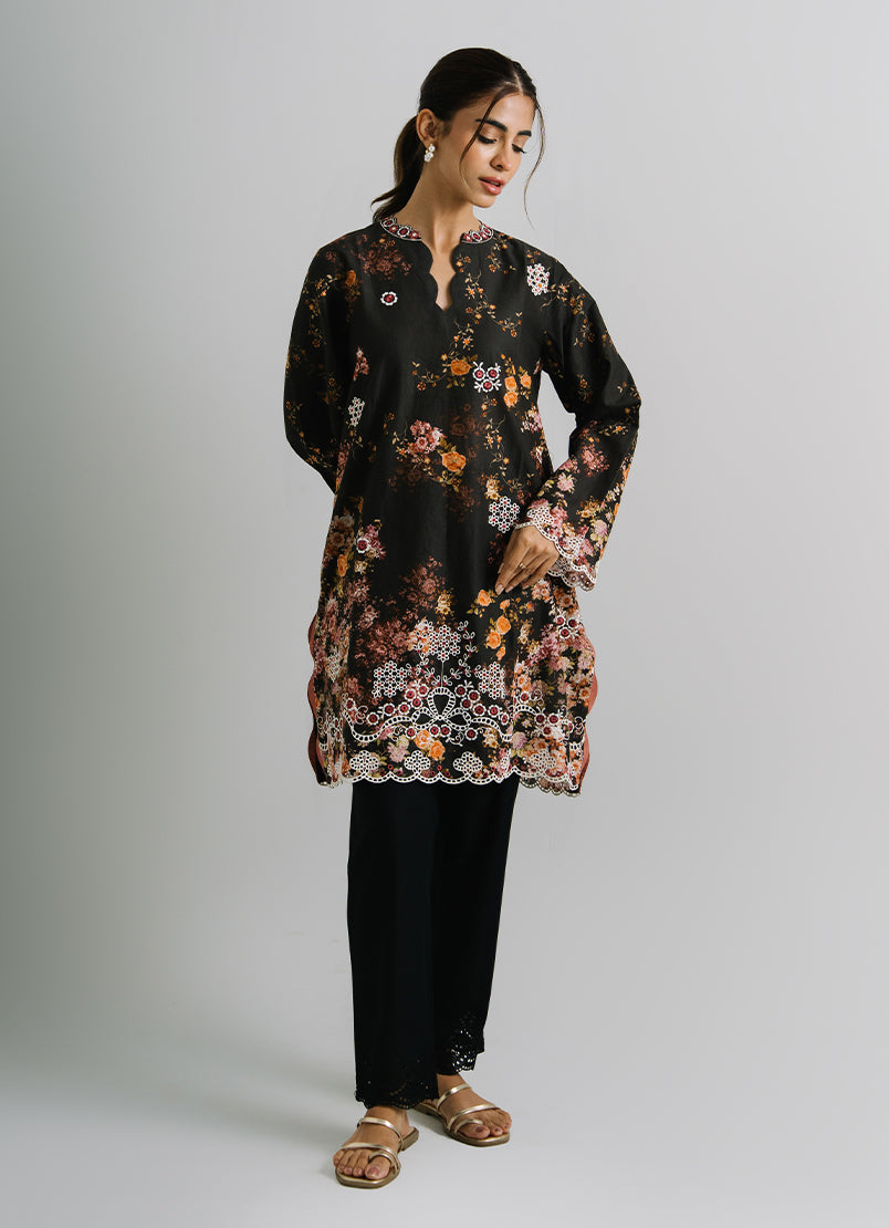 printed-and-embroidered-kurta