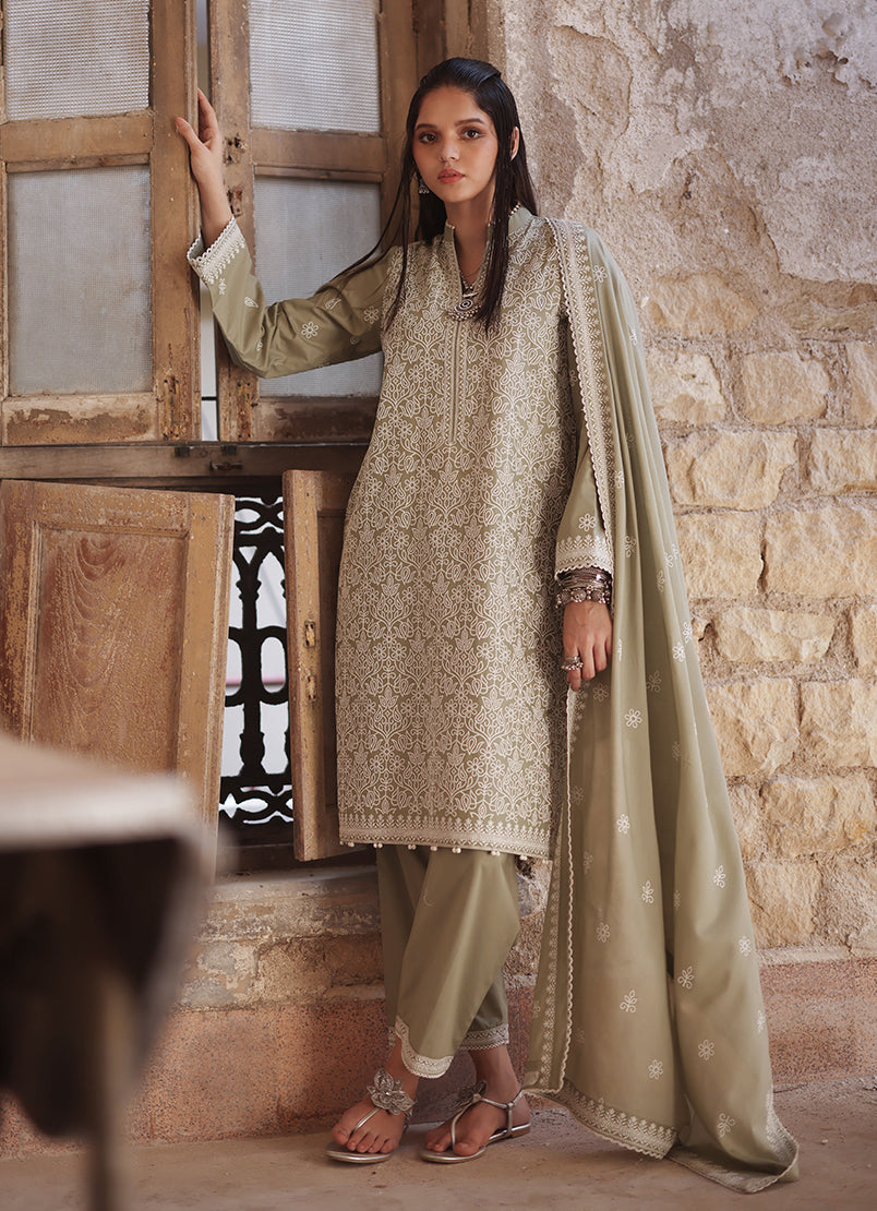 3-pc-embroidered-suit