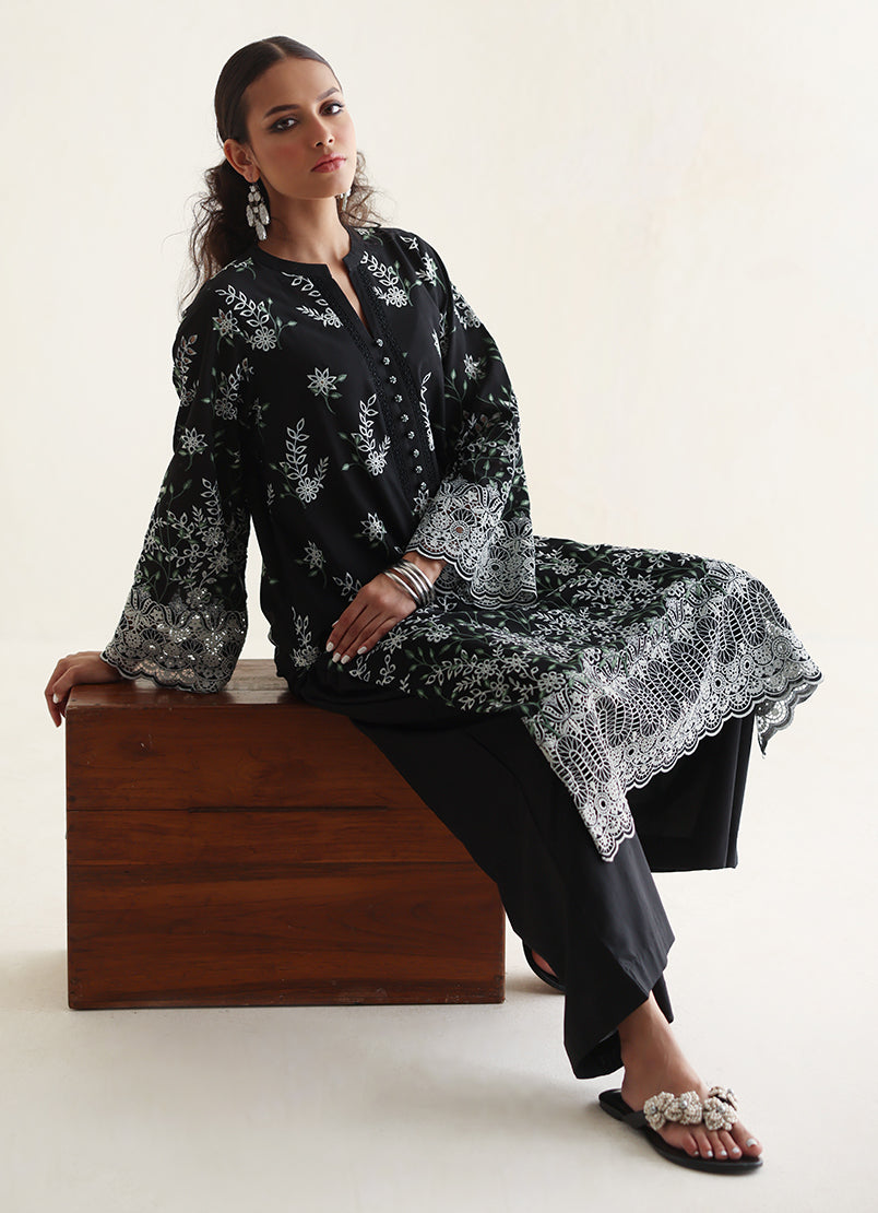 embroidered-kurta