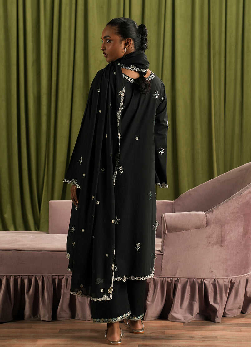 3-pc-embroidered-suit