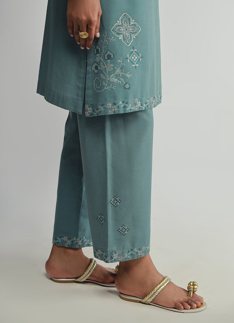 khaddar-embroidered-co-ord-set